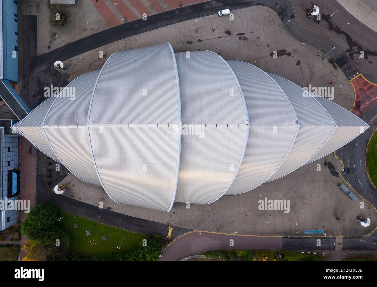 Luftaufnahme des SEC Armadillo Auditoriums auf dem Scottish Event Campus in `Glasgow, Schottland, Großbritannien Stockfoto